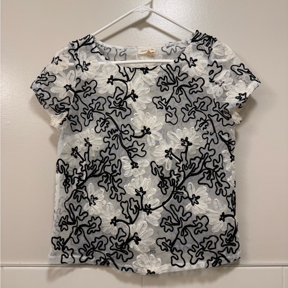 Meadow Rue Tops - Anthropologie Meadow Rue Black and White Floral Sheer Blouse